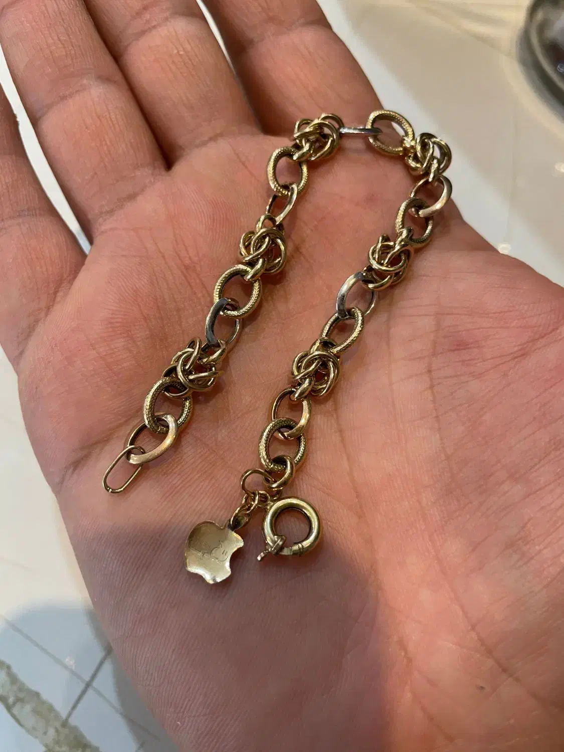 دستبند طلا خانگی فقط ۳ درصد معامله در طلافروشی|جواهرات|اصفهان, جویباره|دیوار