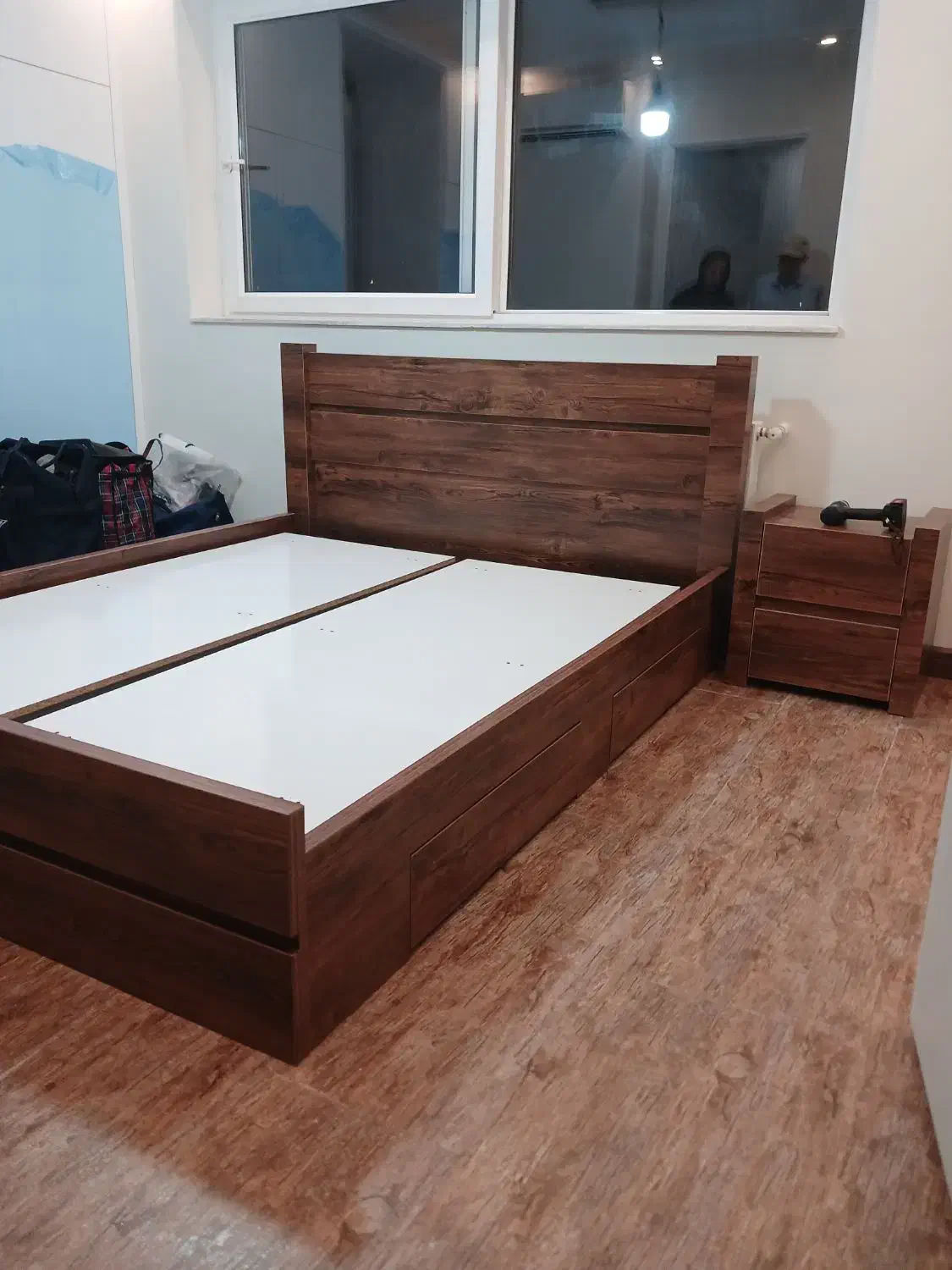 ساخت انواع سرویس خواب و کفی تخت|تخت و سرویس خواب|رشت, باهنر|دیوار