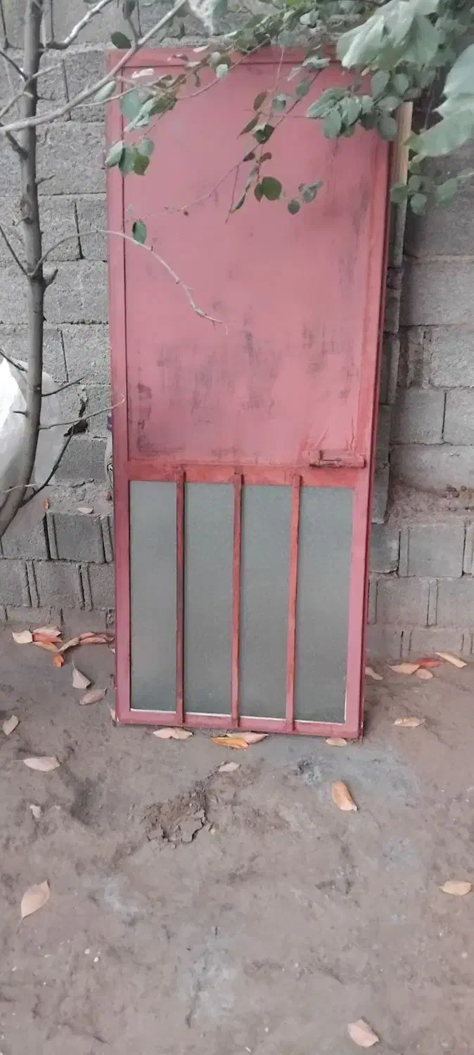 در اهنی سنگین در حد نو بدون چاچوب|مصالح و تجهیزات ساختمان|خلخال, |دیوار