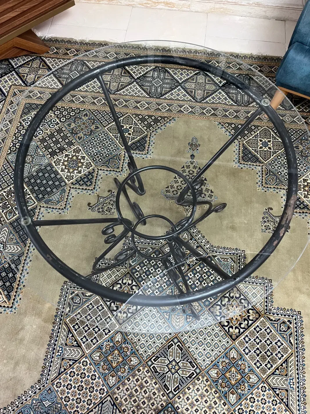 میز شیشه گرد|میز و صندلی غذاخوری|بندرعباس, |دیوار