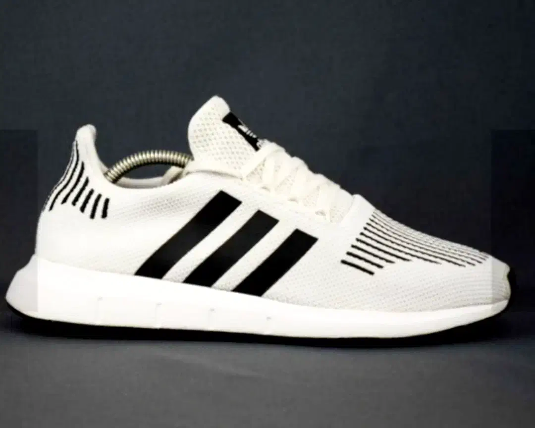 کتونی رانینگ وشهری اورجینال adidas|کیف، کفش، کمربند|رشت, بوسار|دیوار