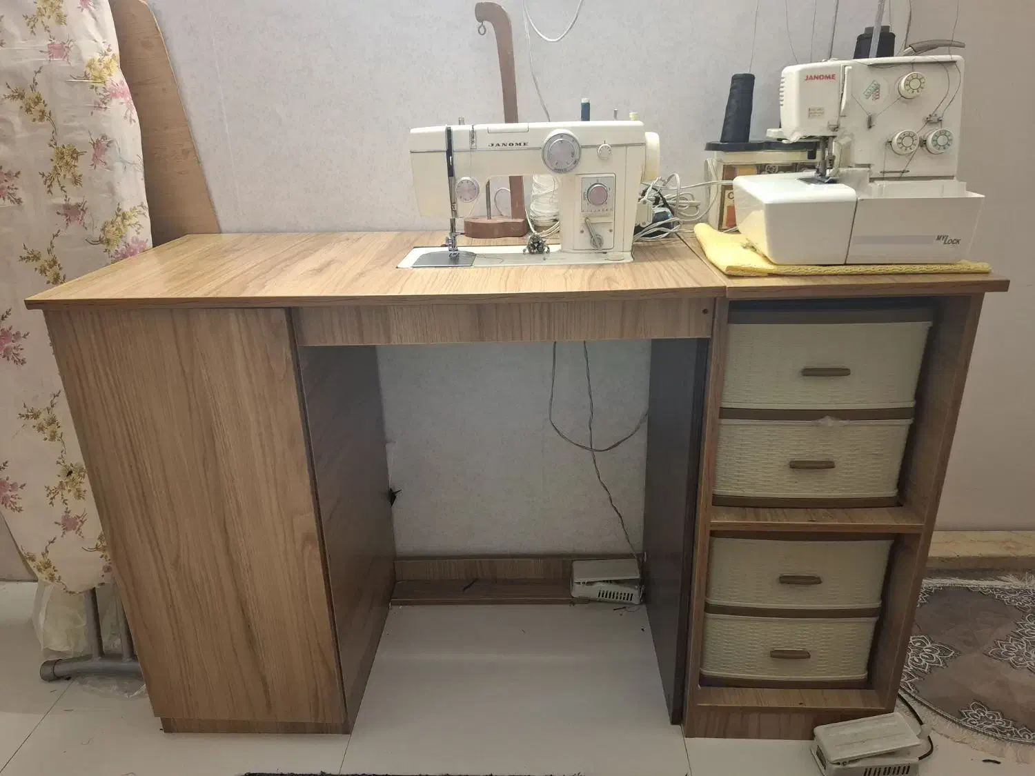 میز چرخ خیاطی|لوازم خیاطی و بافتنی|تهران, شهرک هما|دیوار