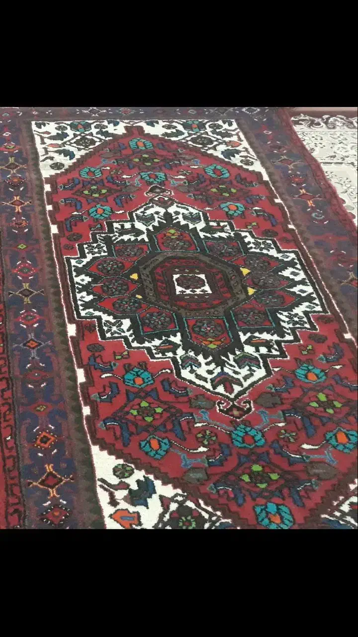 فرش دستبافت|فرش|قم, شهرک مهدیه|دیوار