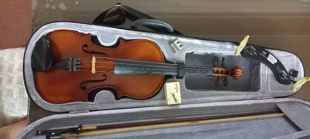 ویالون اکبند|ویولن|کرج, کوی مدرس|دیوار