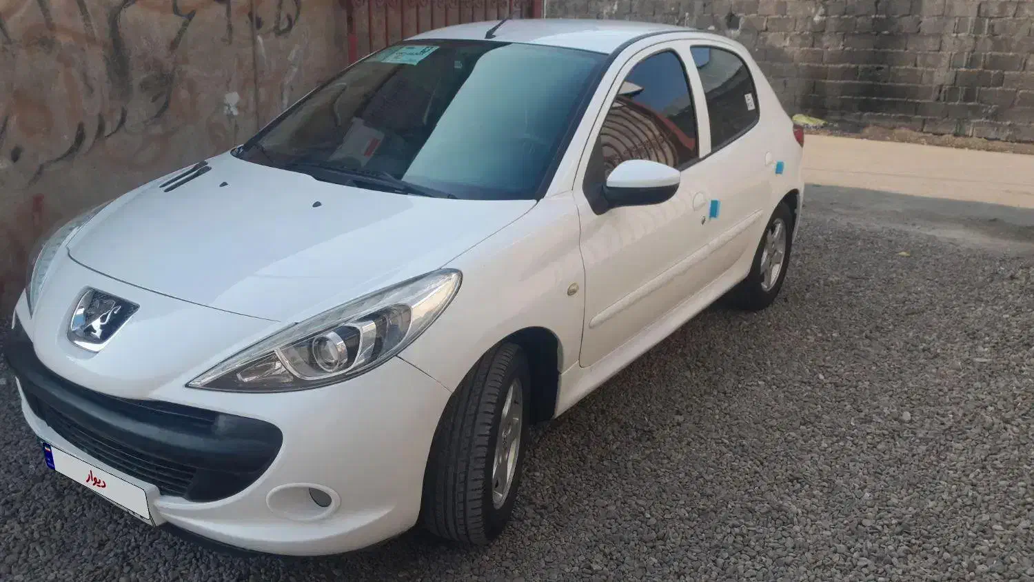 207 دنده دستی مدل 90|خودرو سواری و وانت|رشت, آتشگاه|دیوار