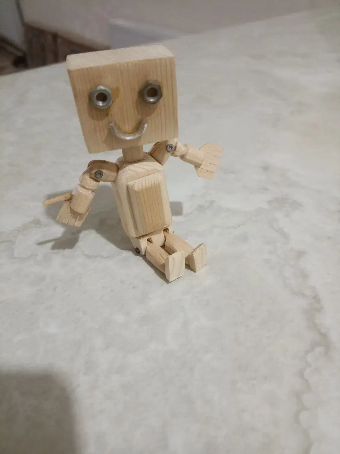 عروسک|اسباببازی بچه|اردبیل, |دیوار