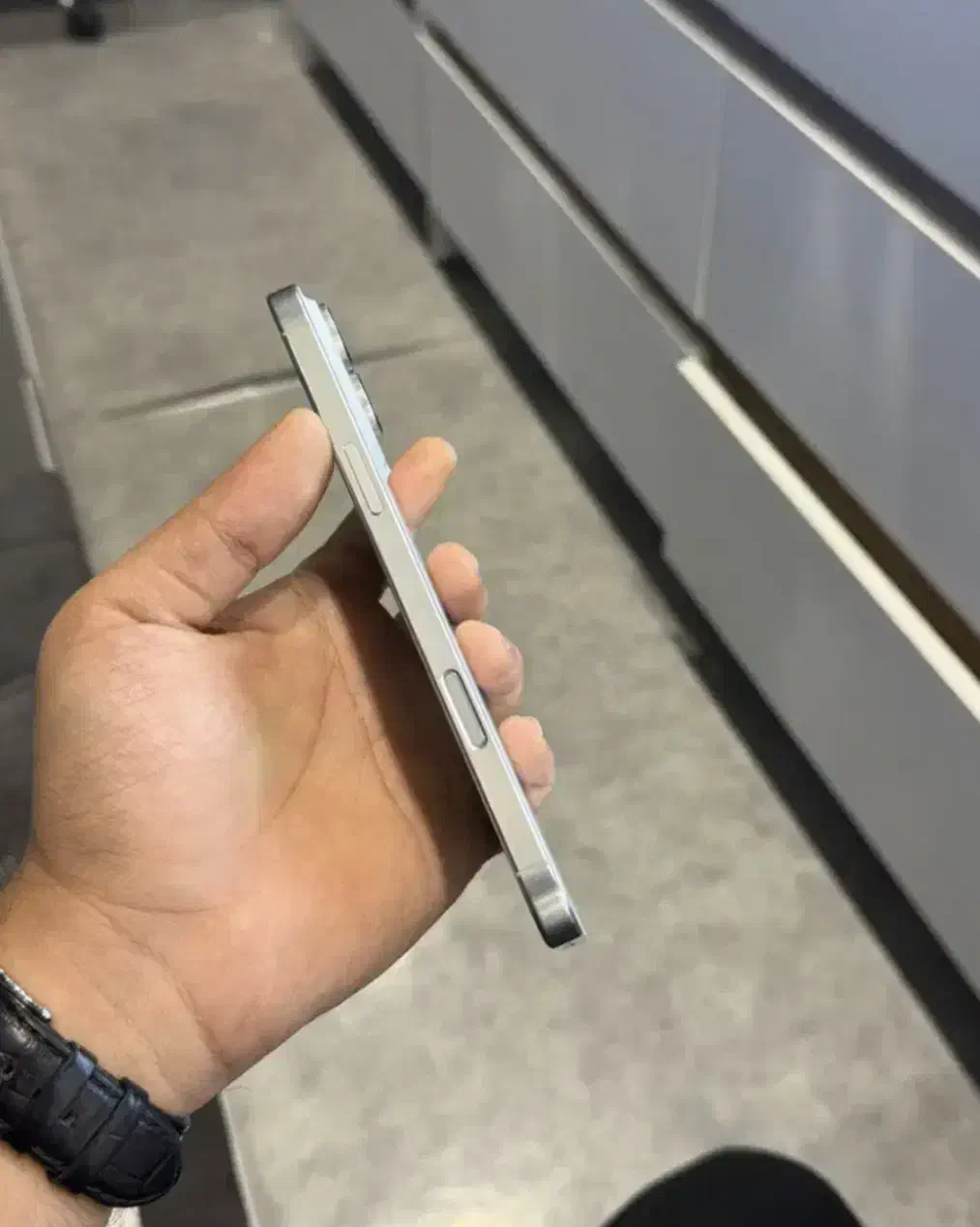 16پرومکس سفید ریجستری|موبایل|زنجان, |دیوار