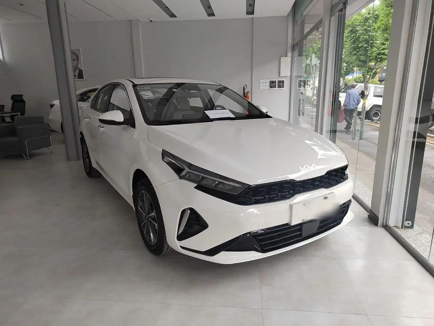 کیا کی 3 تیپ 2 فول سه رادار|خودرو سواری و وانت|همدان, |دیوار