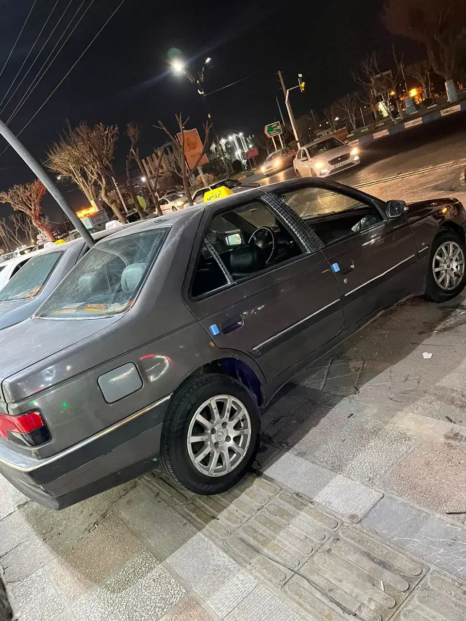 پژو۴۰۵مدل۸۳|خودرو سواری و وانت|رباط‌کریم, رباط‌کریم|دیوار