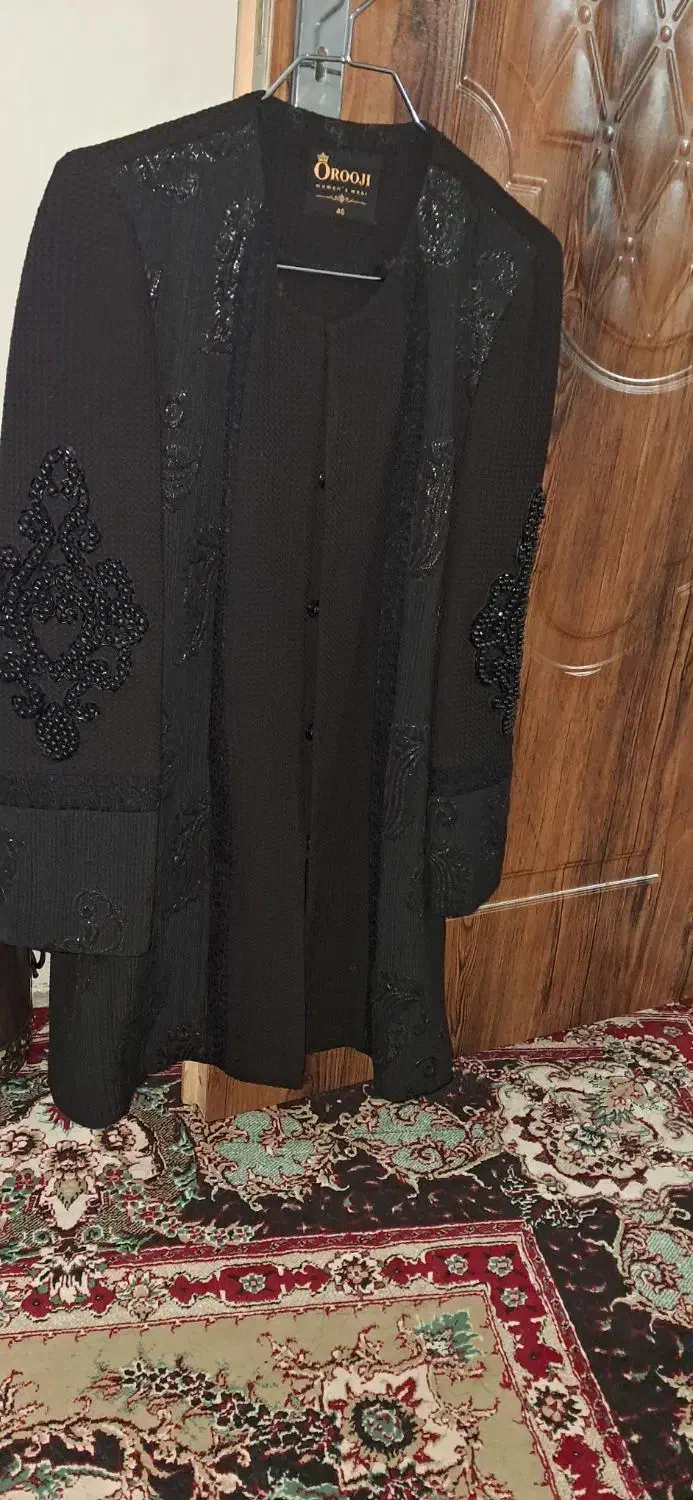 پالتو|لباس|اردبیل, |دیوار