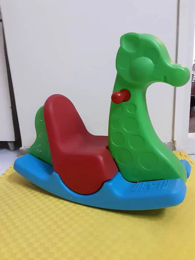 تکان دهنده زرافه|اسباب‌بازی بچه|تهران, امیریه|دیوار