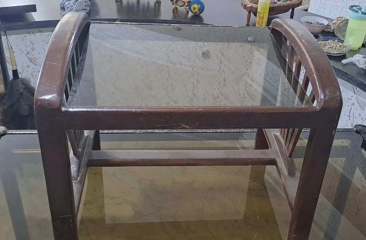 میز|میز و صندلی غذاخوری|مشهد, شاهد (شهرک غرب)|دیوار