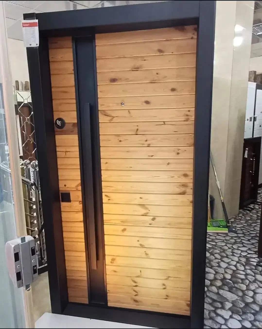 درب ضد سرقت ترمو نرده شیشه ای، استیل  کد P044|مصالح و تجهیزات ساختمان|آمل, |دیوار