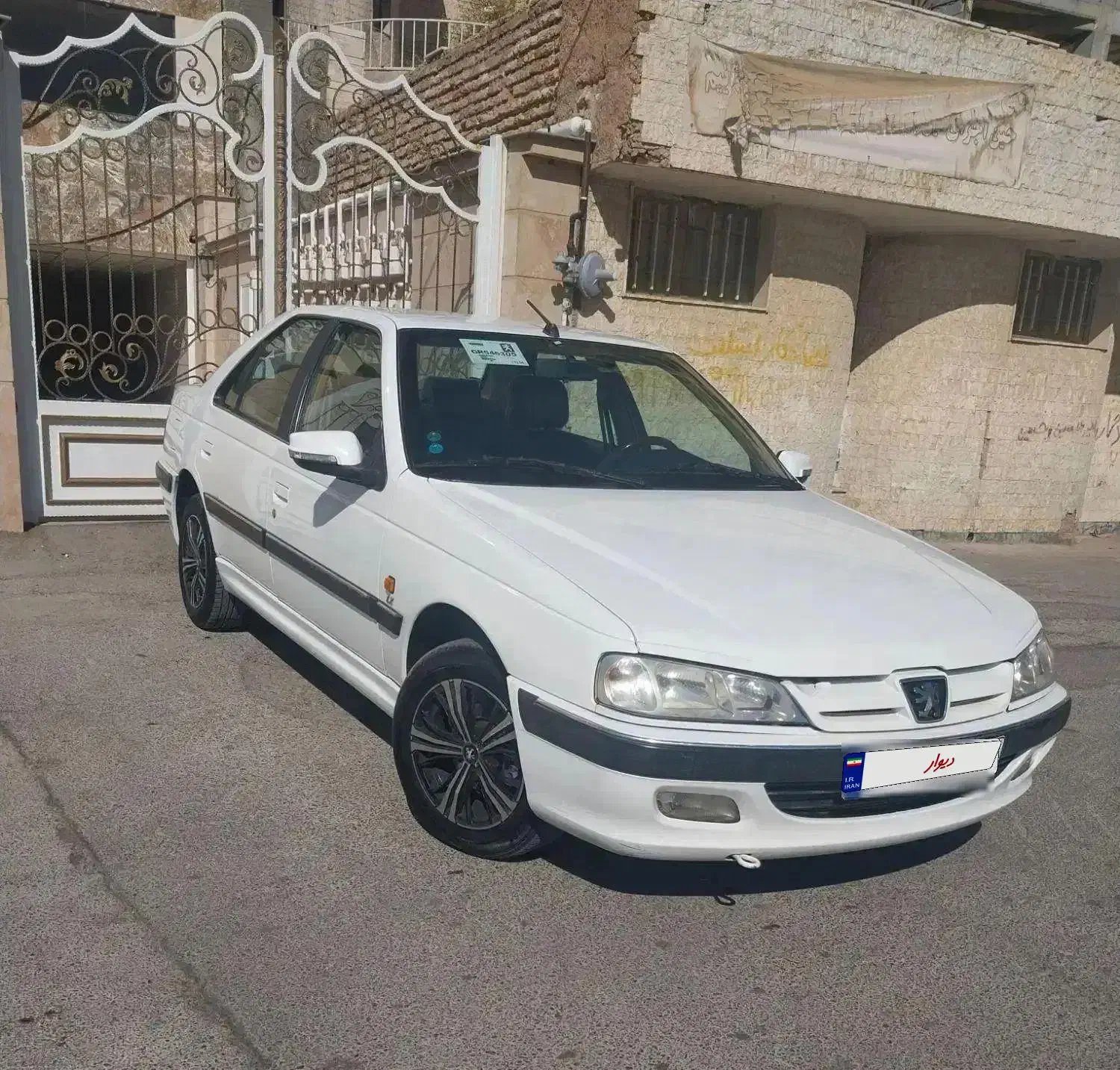 پارس مدل ۱۴۰۰ tu5سیمی فابریک.مانیتور ورینگ|خودرو سواری و وانت|شیراز, سعدیه جنوبی|دیوار