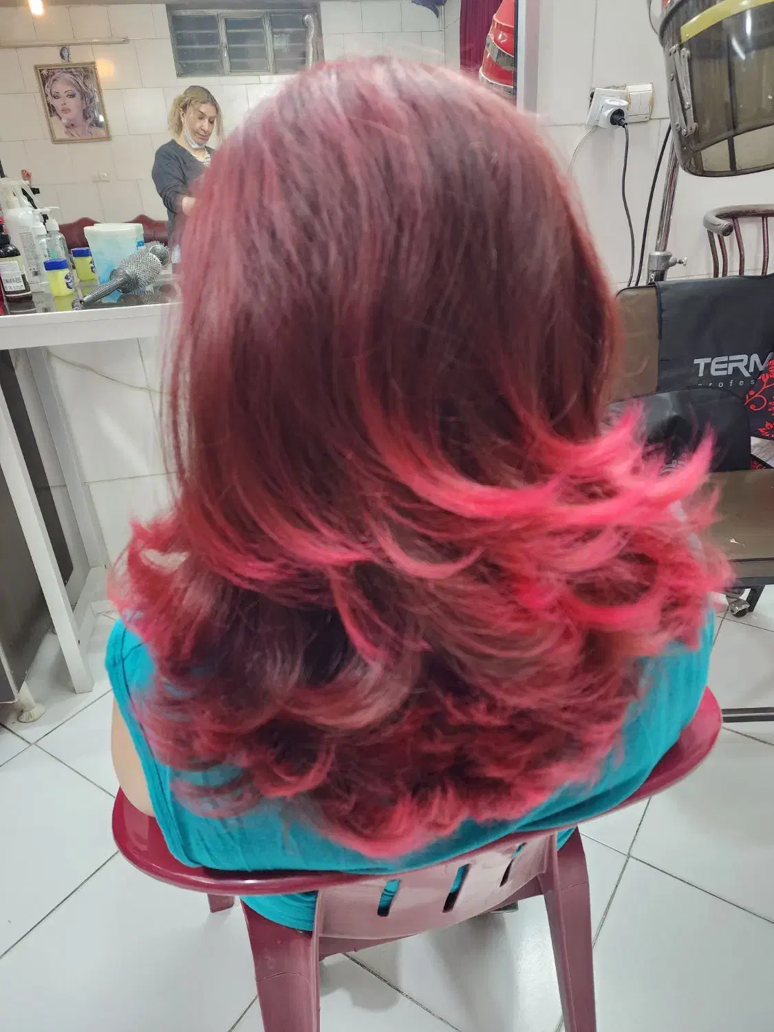 اجاره لاین سالن زیبایی رز|استخدام درمانی، زیبایی، بهداشتی|فلاورجان, |دیوار