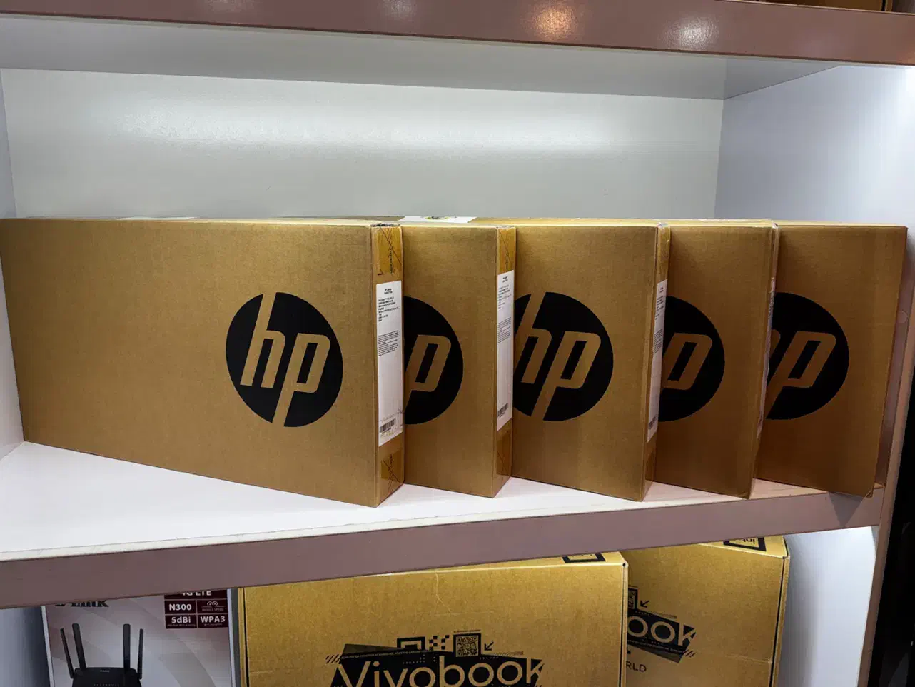 لپتاپ اچ پی ۲ گیگ گرافیک مشخصات بالا قیمت خوب|رایانه همراه|ساوه, |دیوار