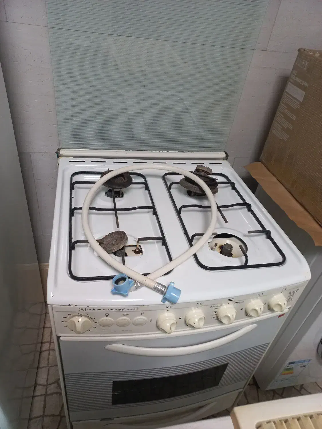 گاز ۴ شعله فر دار|اجاق گاز و لوازم برقی پختوپز|رشت, حاجی آباد|دیوار