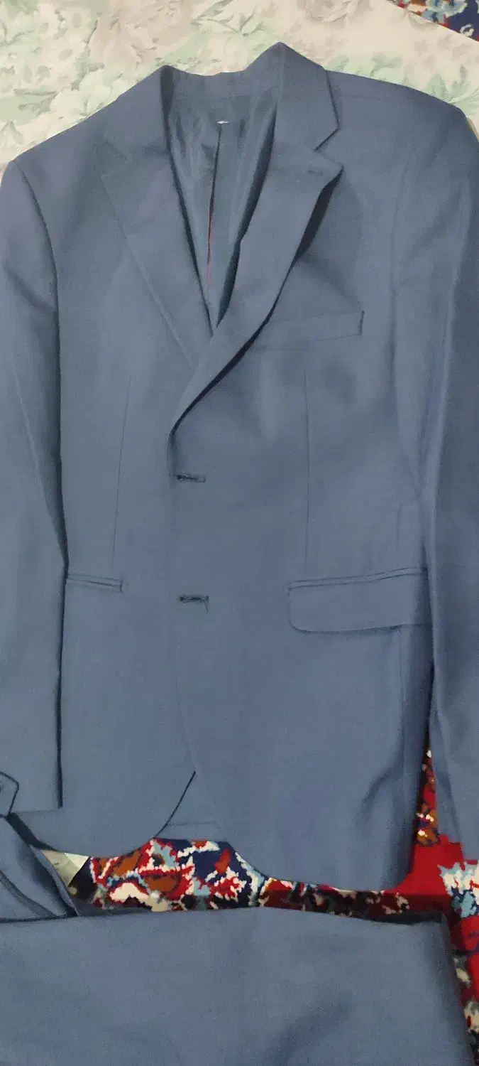 کت و شلوار مردانه|لباس|هشتگرد, ایقربلاغ|دیوار