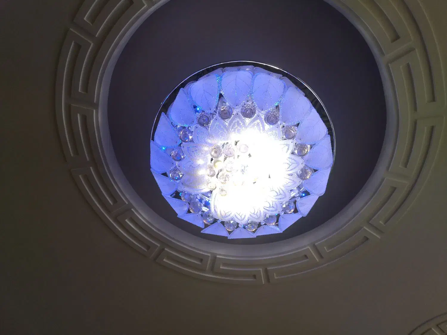 لوستر|لوستر و چراغ آویز|خرم‌آباد, |دیوار