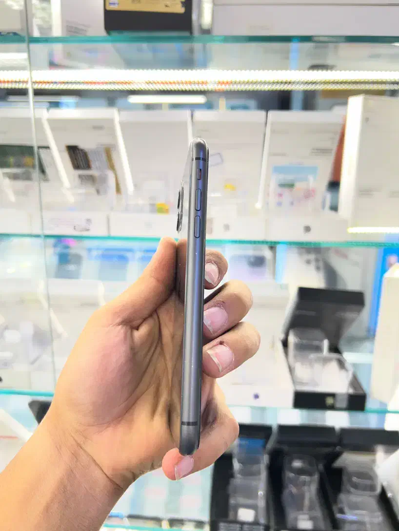 iphone 11 128|موبایل|کرج, اصفهانیها|دیوار