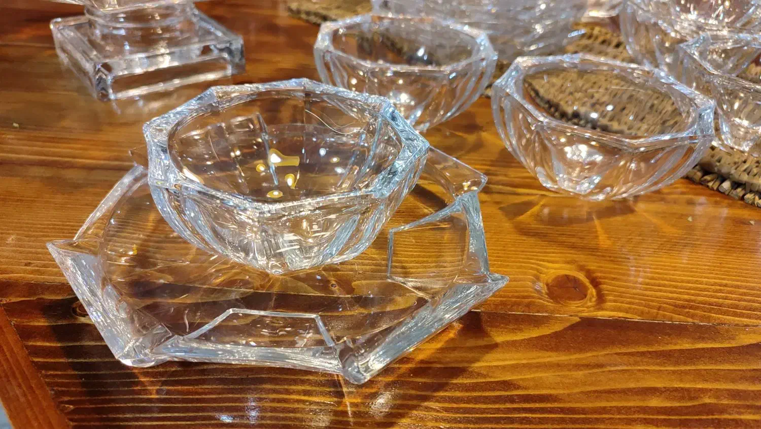 سرویس ۶ نفره لئوپارد|ظروف سرو و پذیرایی|آستانه اشرفیه, |دیوار