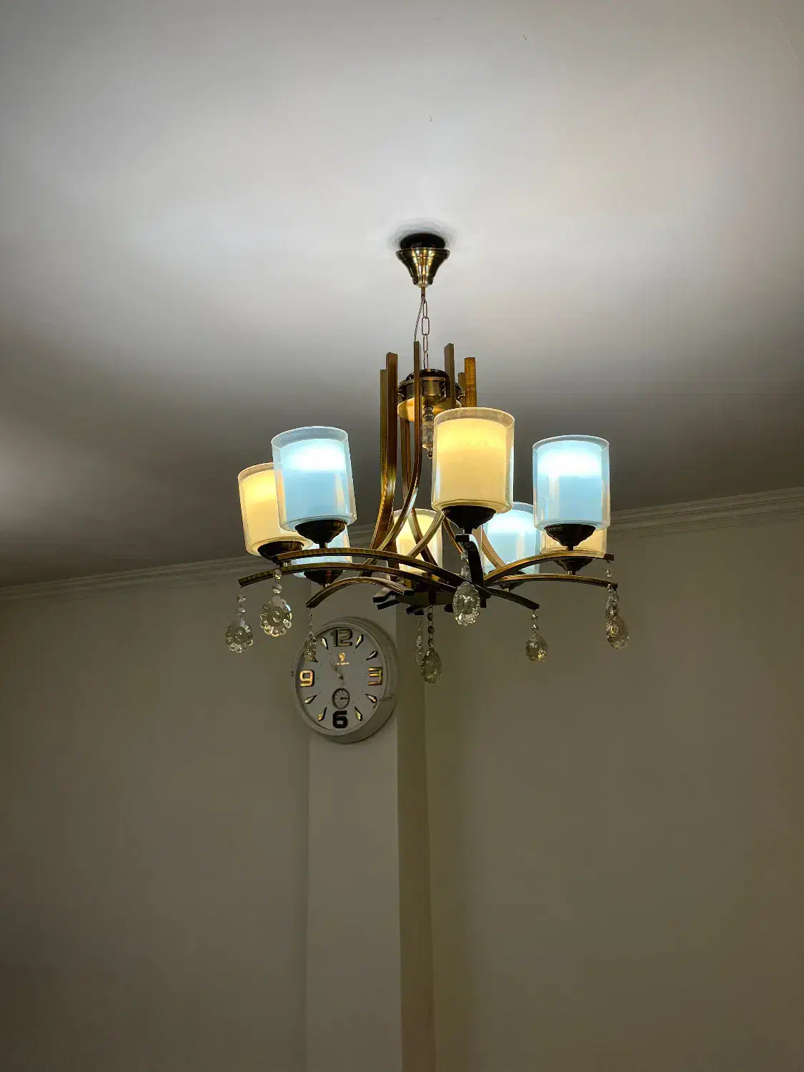 لوستر ۸تایی شیک و نو|لوستر و چراغ آویز|فردیس, طالقانی|دیوار