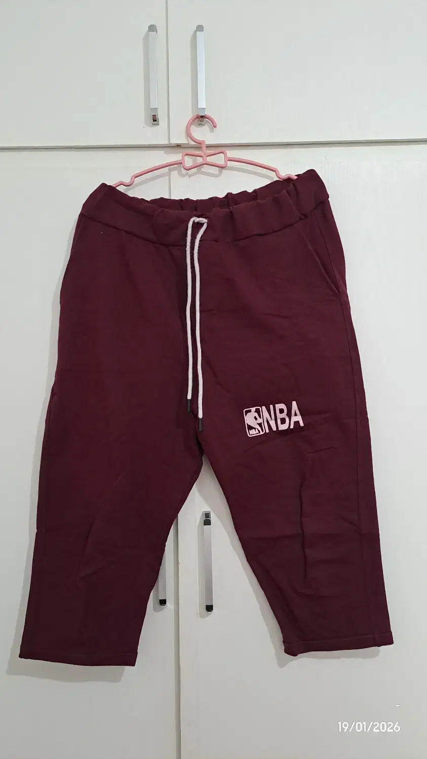 دو شلوارک|لباس|ساری, |دیوار