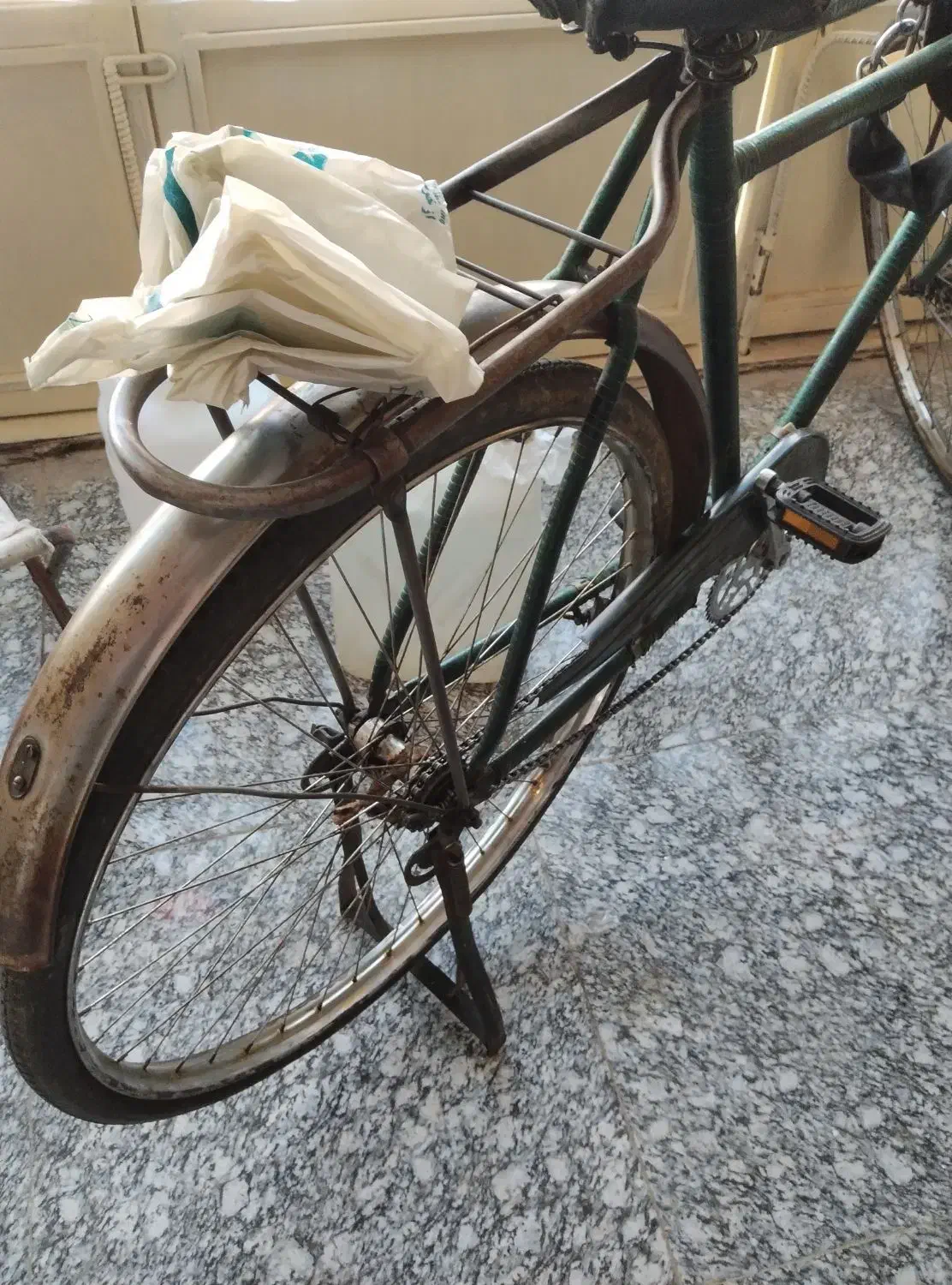 دوچرخه ۲۸ قدیمی|دوچرخه، اسکیت، اسکوتر|قم, شهرک مهدیه (مدرس)|دیوار