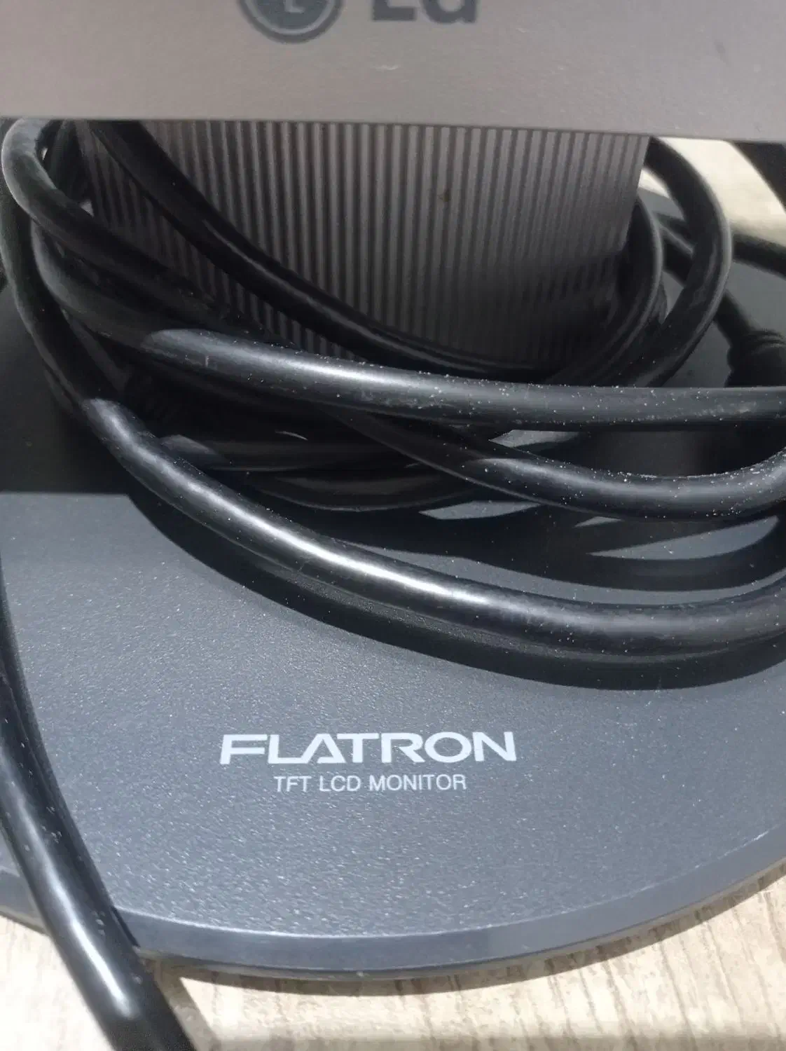 مانیتور|رایانه رومیزی|سهند, |دیوار