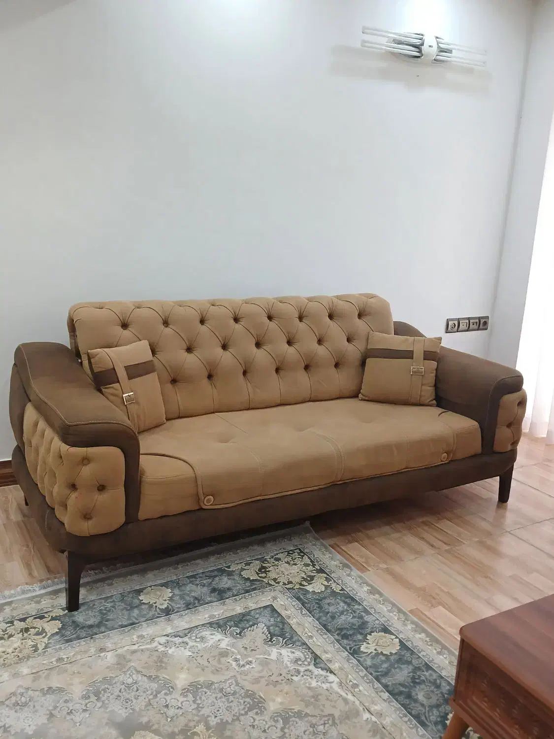 مبل ۸ نفره ،تخت خواب شو ،میز ناهار خوری ۴ نفره|مبلمان خانگی و میز عسلی|لنگرود, |دیوار