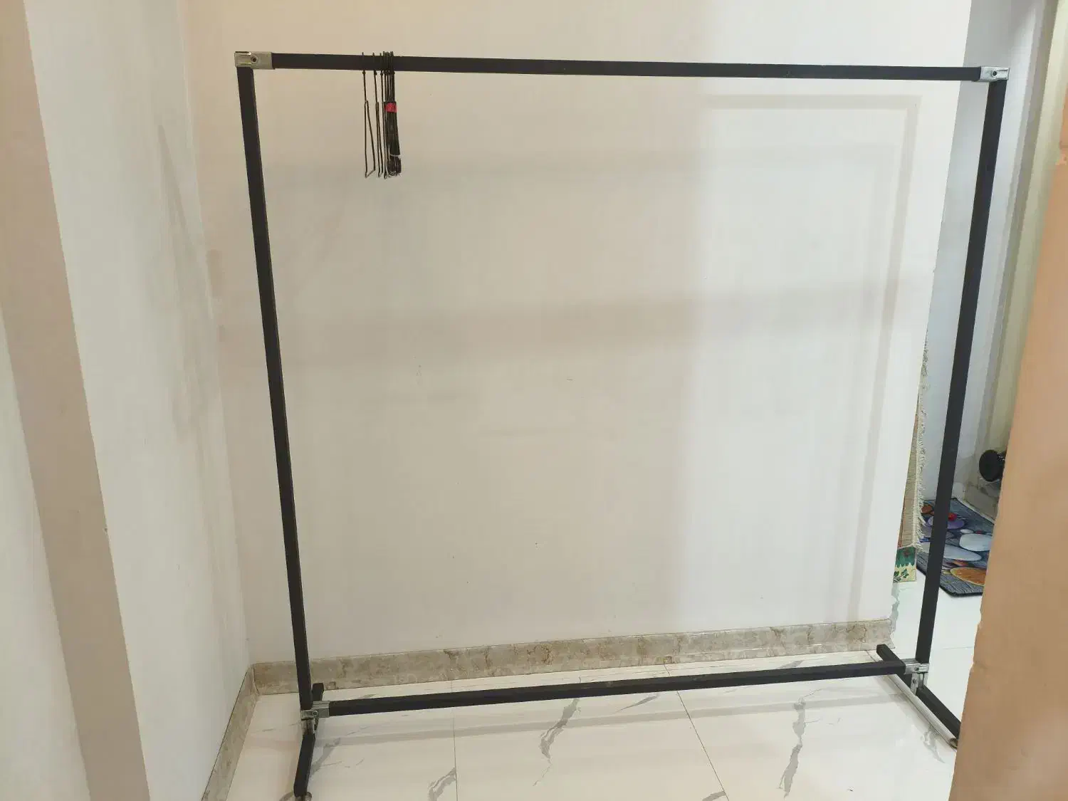 رگال لباس|بندرخت و رختآویز|پاکدشت, پاکدشت (مامازند)|دیوار