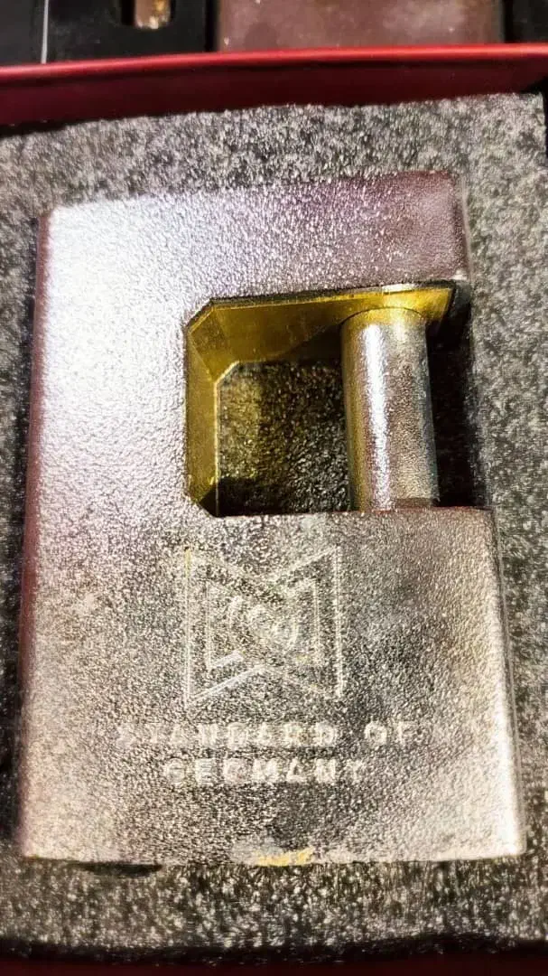 قفل سازی کلید سازی قفل کلیدسازی شبانه روزی سراسری|خدمات پیشه و مهارت|مشهد, شهید فرامرز عباسی|دیوار