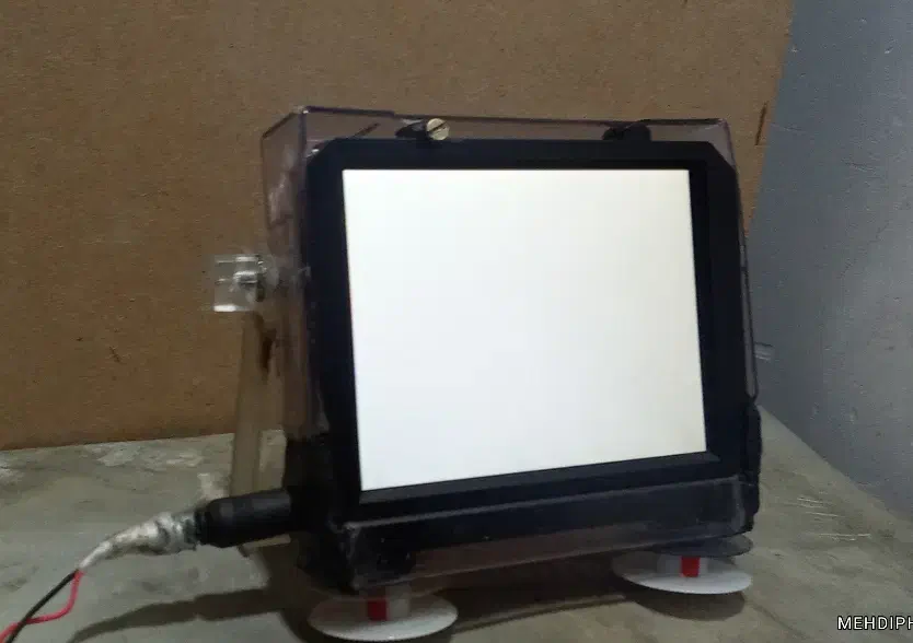 مانیتور کوچک رنگی ۱۲ولت|قطعات و لوازم جانبی رایانه|دورود, |دیوار