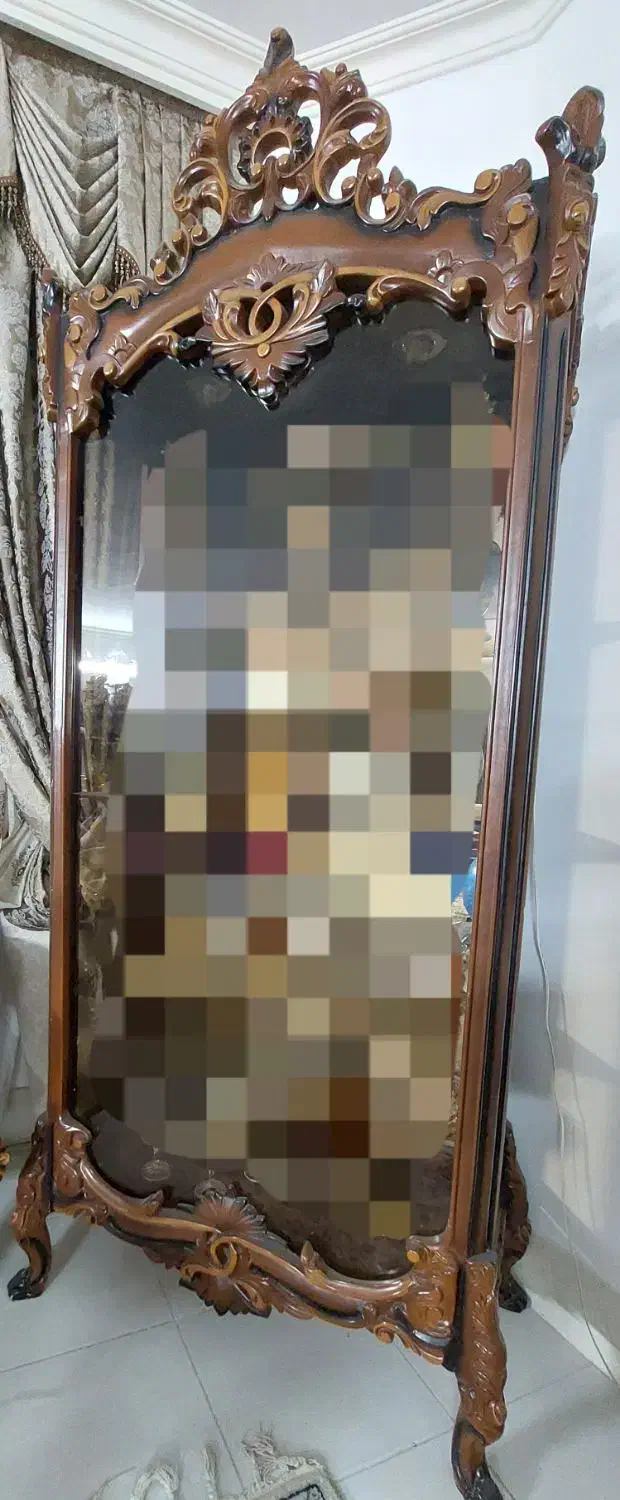 ویترین چوبی کار کرده و شیشهای|بوفه، ویترین، کنسول|اصفهان, جلالیه|دیوار