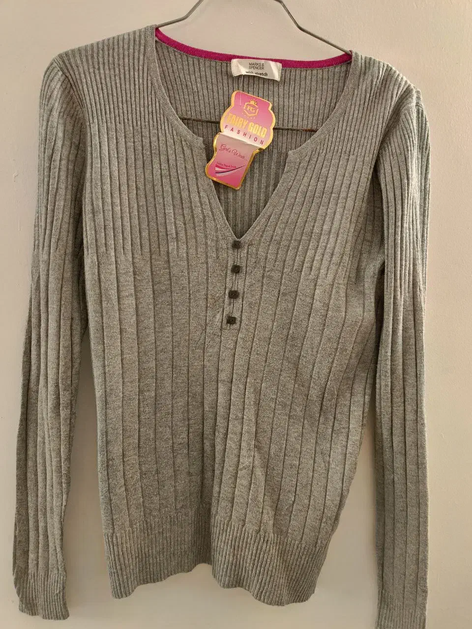 بوتیک کیان استوک|لباس|نیشابور, بنیاد شهید|دیوار