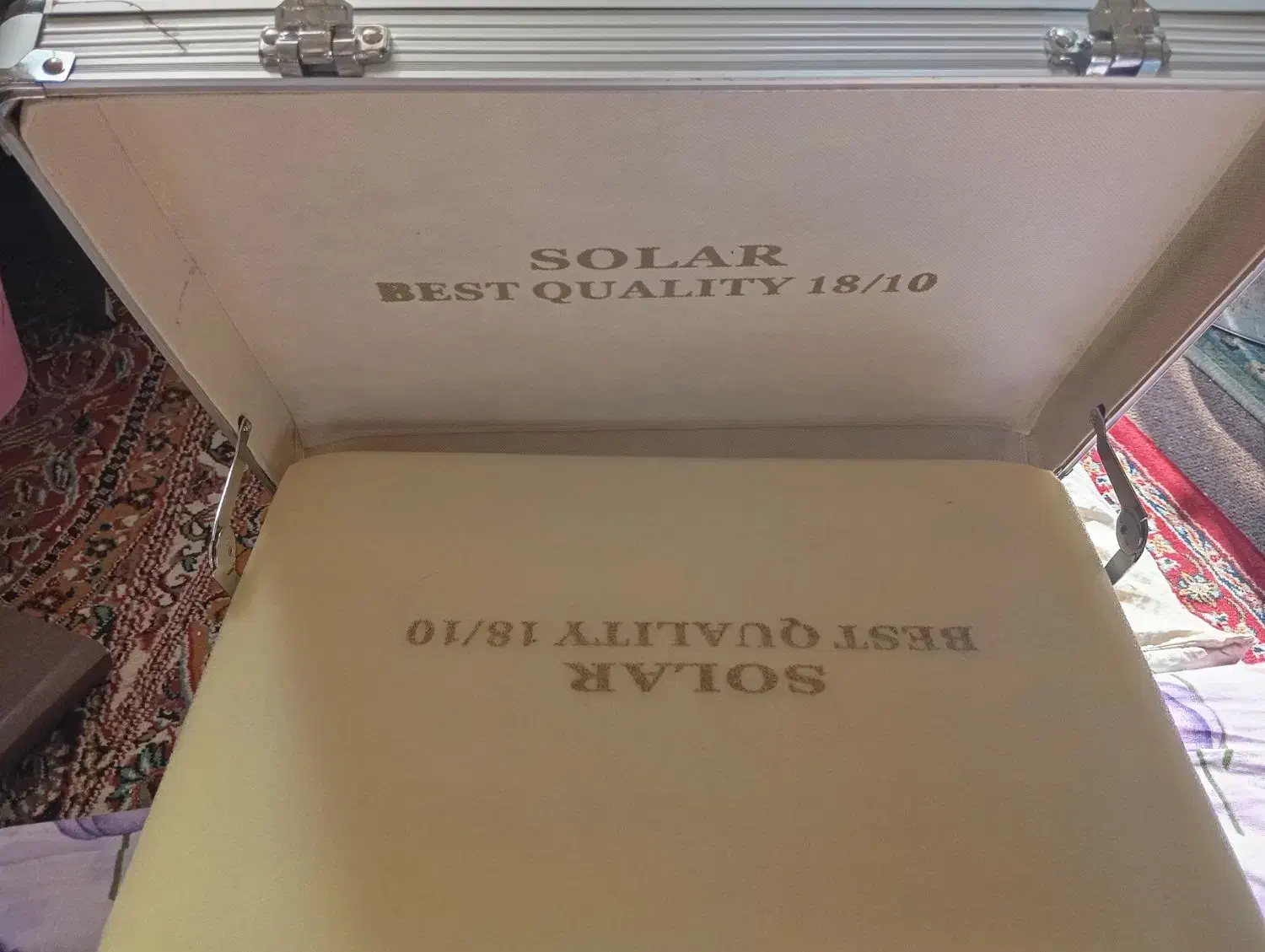 چمدان (کیف ) قاشق و چنگال|ظروف سرو و پذیرایی|رشت, چله خانه|دیوار