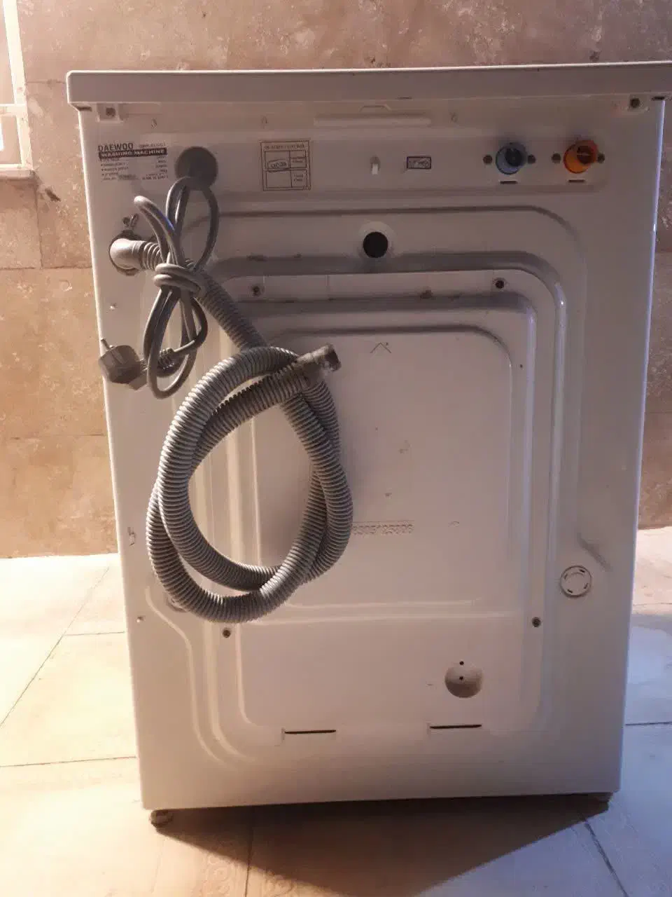 فروش  ماشین لباسشویی ،جاکفشی و میز تلویزیون|ماشین لباسشویی و خشککن لباس|ملکآباد, |دیوار