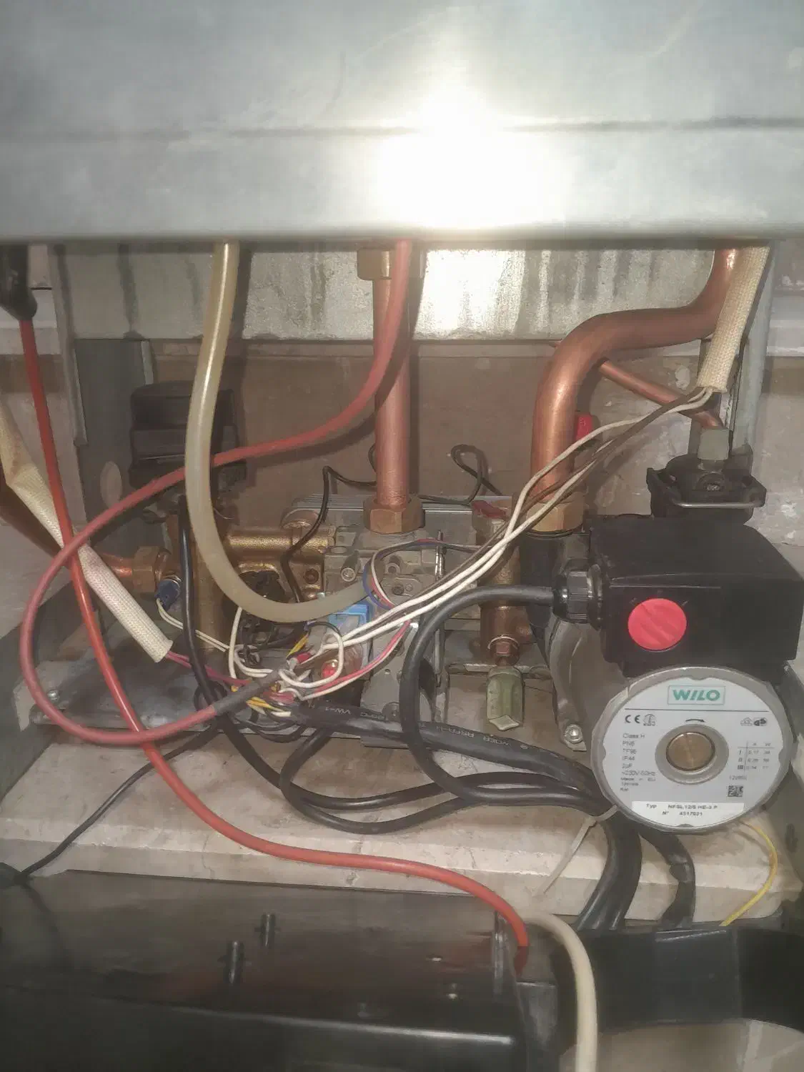 پکیج شوفاژ دیواریM  ایران رادیاتور|آبگرمکن، پکیج، شوفاژ|مشکین‌دشت, |دیوار