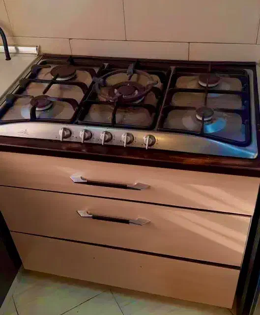 گاز اخوان ۵شعله کاملا سالم با کابینت ۳کشو تمام MDF|اجاق گاز و لوازم برقی پختوپز|تهران, حشمتیه|دیوار