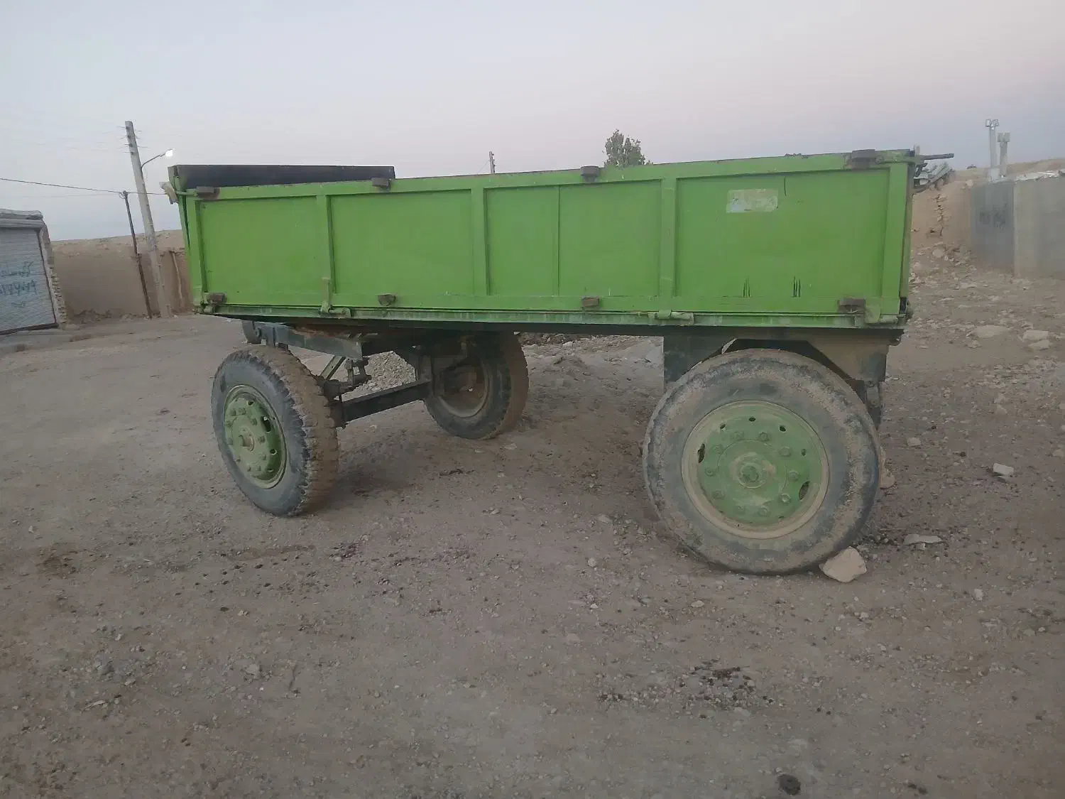 تریلی همدان کار|قطعات یدکی و لوازم جانبی|گل تپه, |دیوار