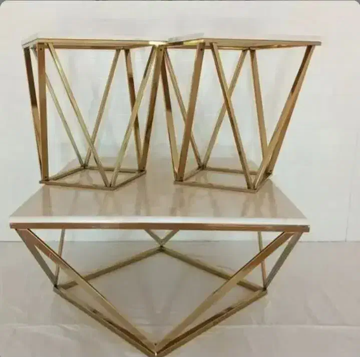 جلو مبلی بهمراه دوتا عسلی|مبلمان خانگی و میز عسلی|اسلامآباد غرب, |دیوار