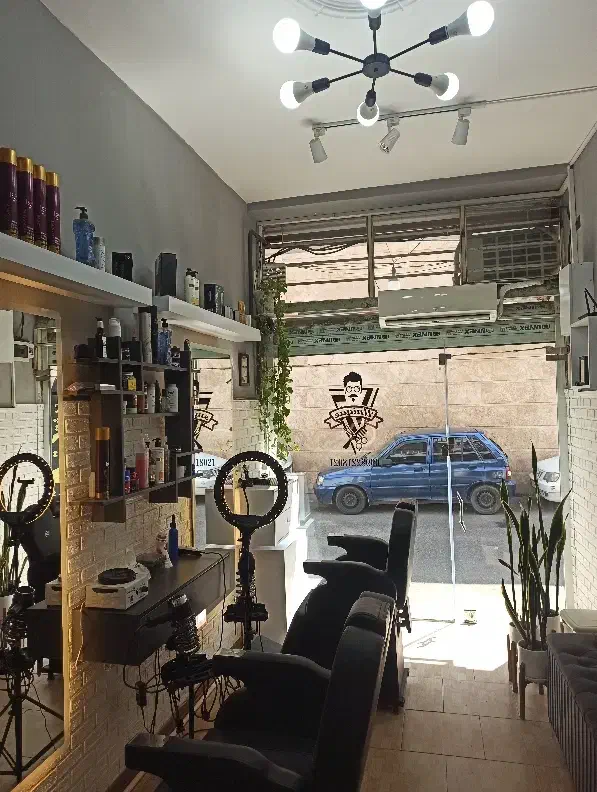 مغازه ۱۶ متری در حمیدیان جمهوری جنب مسجد امام رضا|فروش مغازه و غرفه|رشت, حمیدیان|دیوار