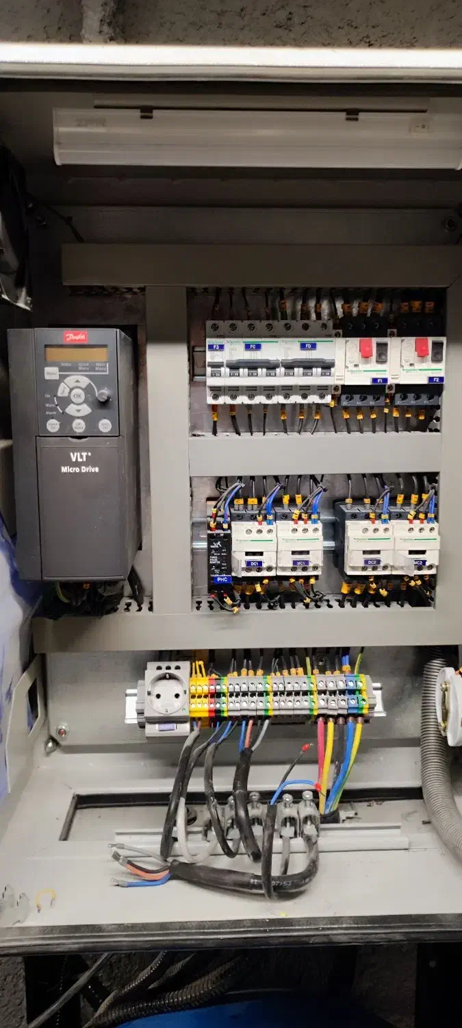 برقکار صنعتی ساختمان  نارمک مطهری فاطمی کل تهران|خدمات پیشه و مهارت|تهران, فاطمی|دیوار