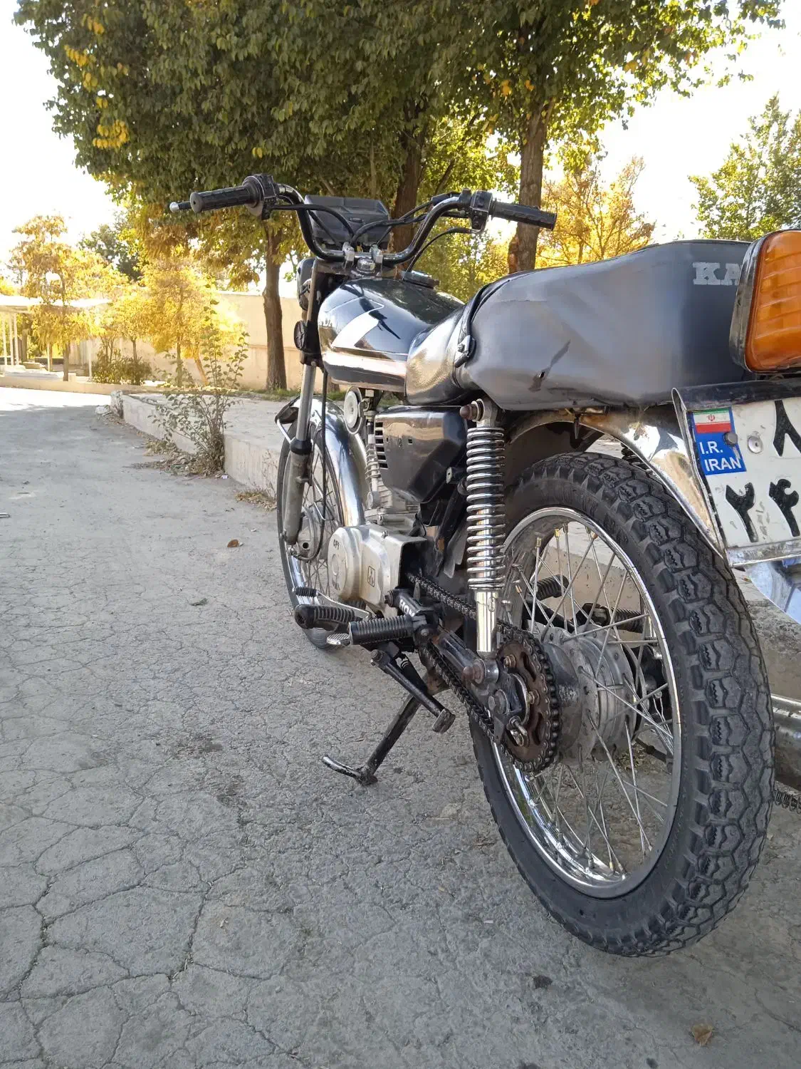 موتور سیکلت|موتورسیکلت|بروجن, |دیوار