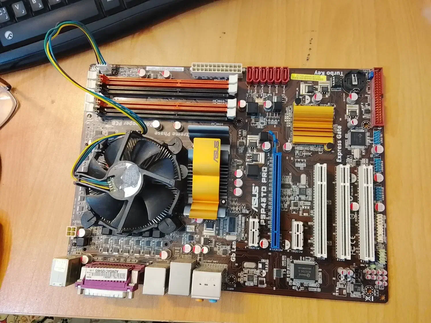 باندل اینتل E5400 با رم و مادربردAsus P5P43TD|قطعات و لوازم جانبی رایانه|محلات, |دیوار