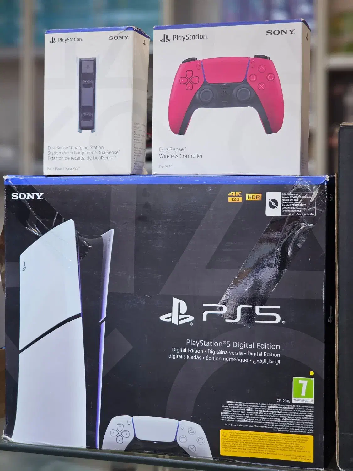 Ps5 دیجیتال 2 دسته 10 عدد بازی و پایه شارژر|کنسول، بازی ویدئویی و آنلاین|زنجان, |دیوار