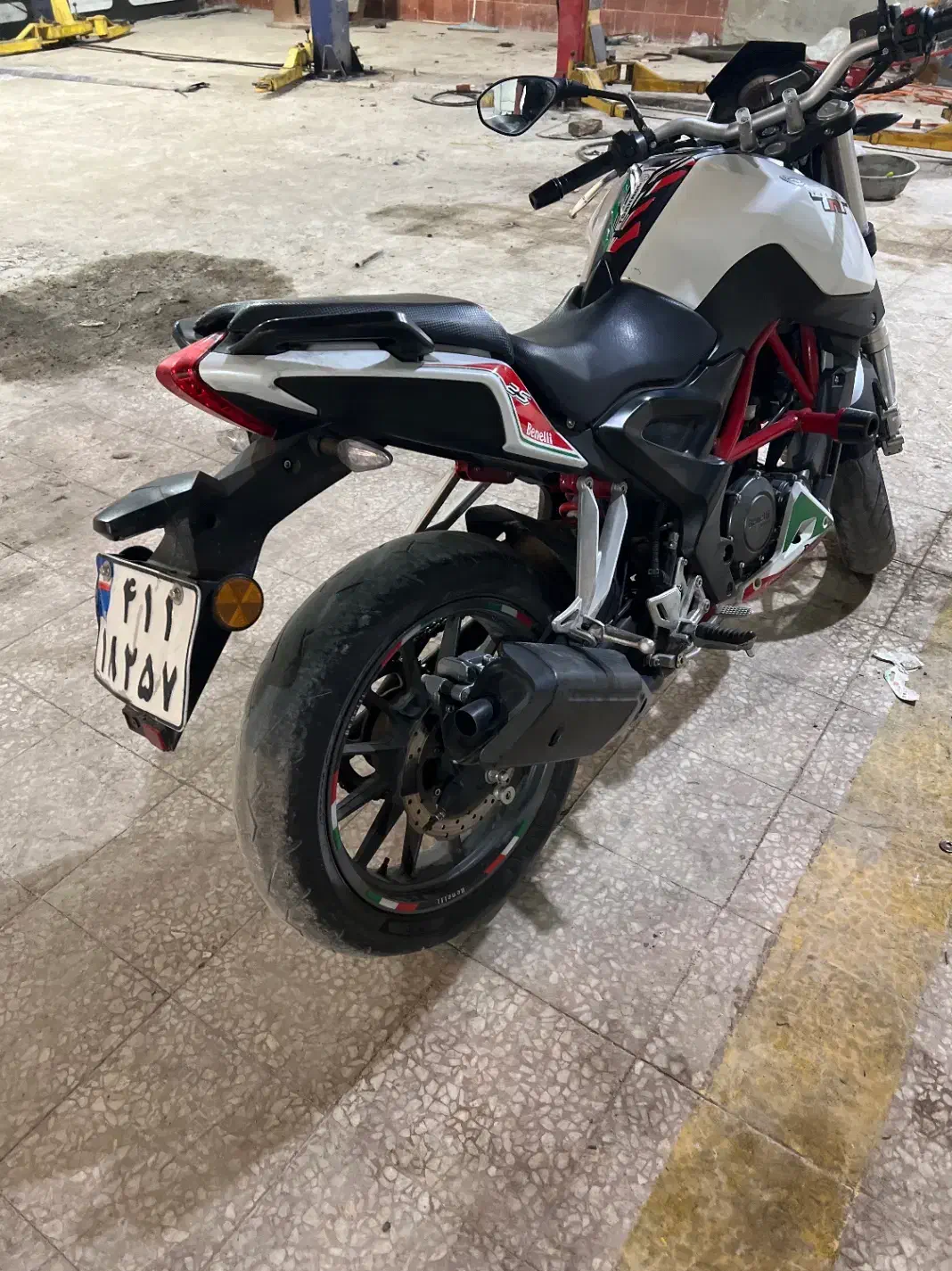 موتور بنلی ۲۵۰ قدیم فیس|موتورسیکلت|تبریز, |دیوار