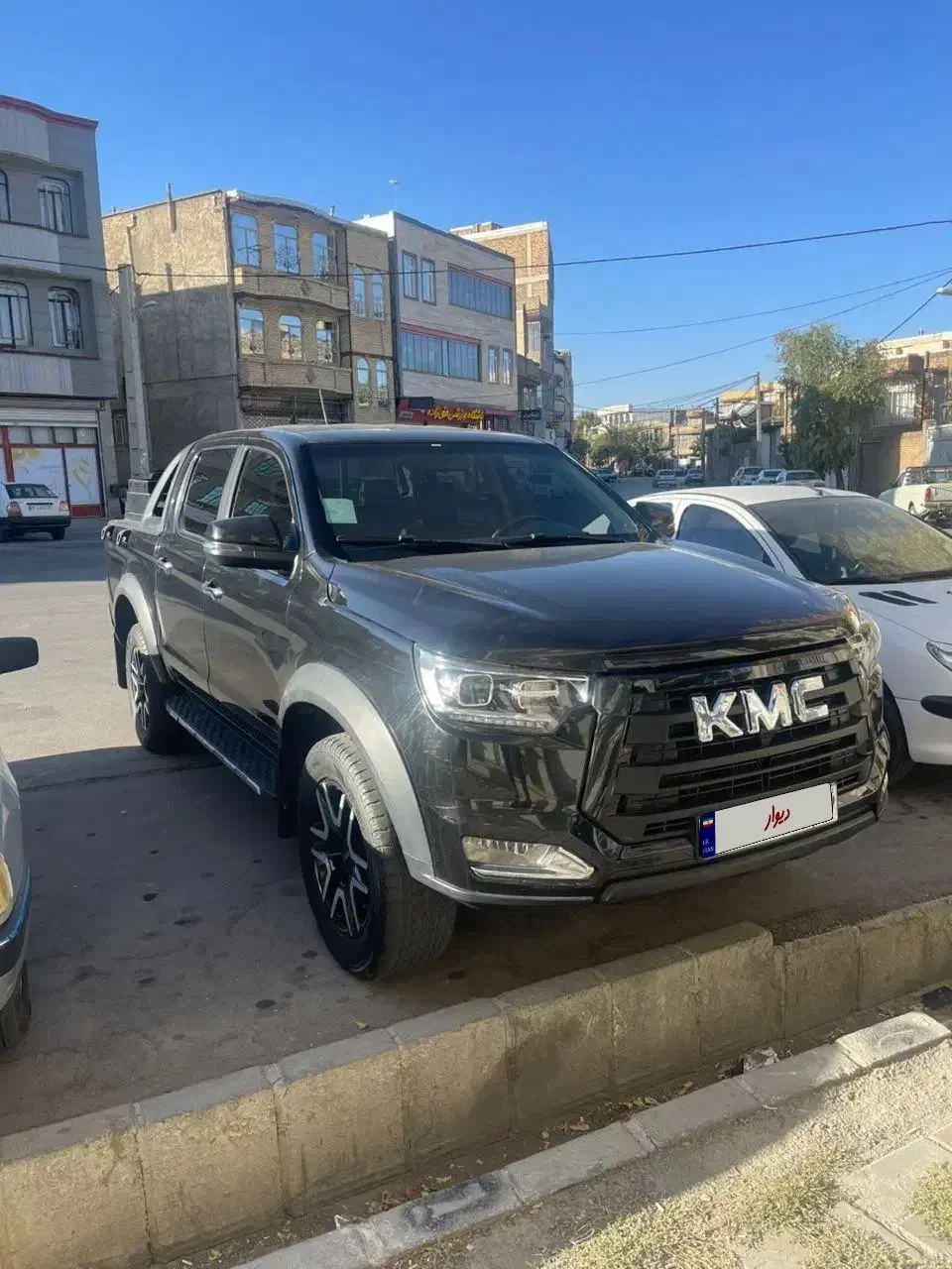 کی ام سی t8 با لوازم بیرنگ|خودرو سواری و وانت|ارومیه, |دیوار