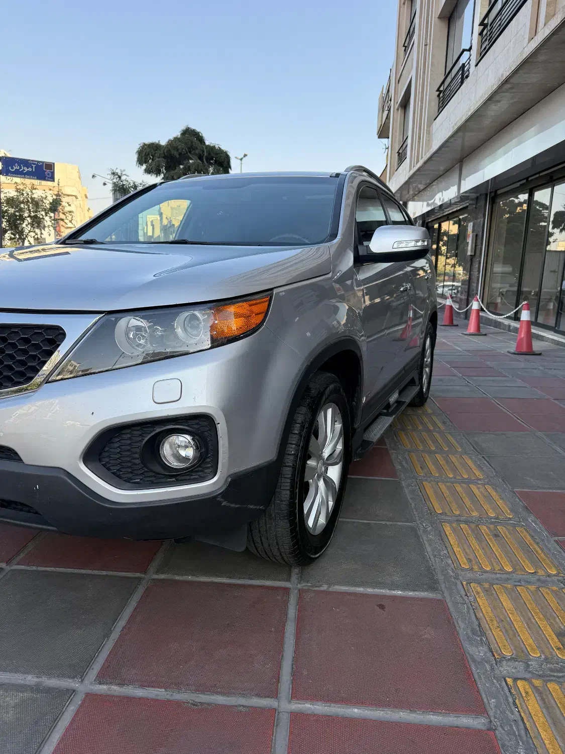 سورنتو مدل ۲۰۱۲ بدون رنگ و توضیح درجه یک|خودرو سواری و وانت|تهران, اباذر|دیوار