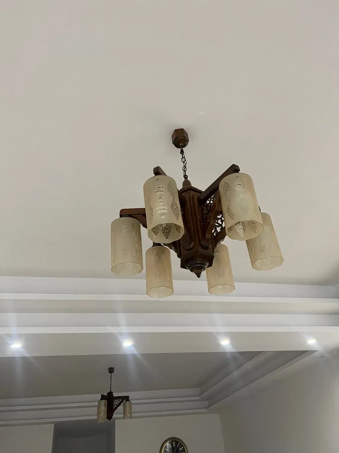 لوستر چوبی|لوستر و چراغ آویز|لاهیجان, کوی آزادگان|دیوار